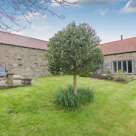 1 Bed In Whitby Oc-g0140 *