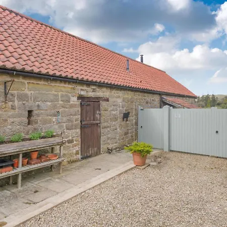 1 Bed In Whitby Oc-g0140 *